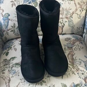 Uggs boots size 7
